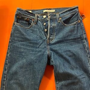 Levi’s Wedgie Straight Jeans